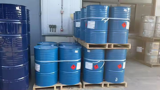 สารสกัดสีอะคริลิคเรสซินความสว่างสูงสําหรับเตาสีสีสีเลนซ์ viscosity 2000pas